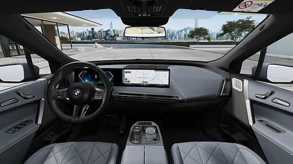 BMW iX 9 of 13