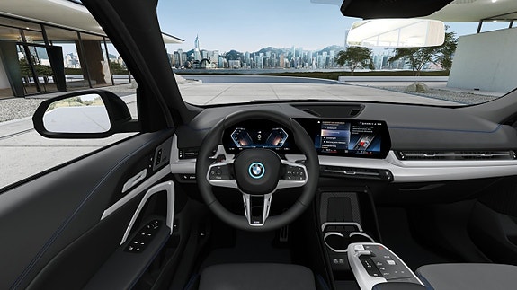 BMW iX1 12 of 13