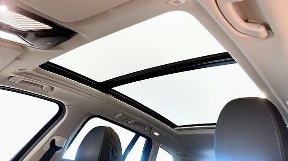 BMW iX3 12 of 12
