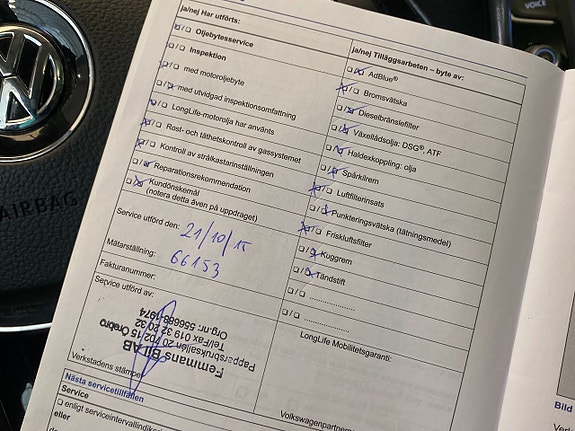 Volkswagen Passat 21 of 30
