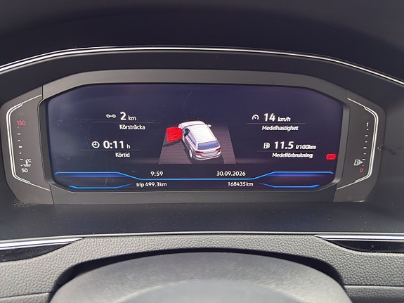 Volkswagen Passat 16 of 21