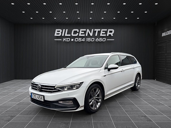 Volkswagen Passat 3 of 21