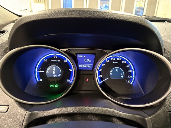 Hyundai ix35 7 of 13