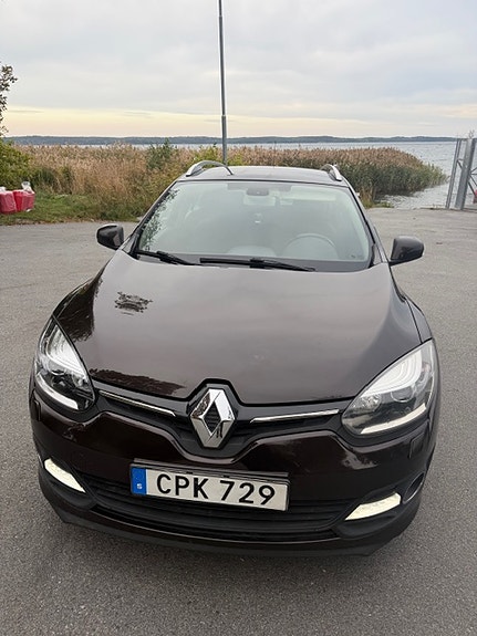 Renault Megane III 4 of 6