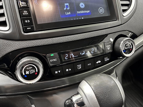 Honda CR-V 15 of 29