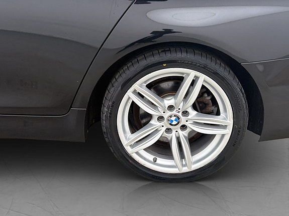 BMW 520 26 of 28