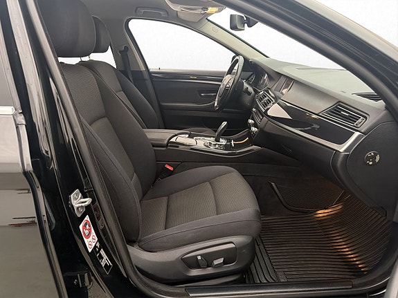 BMW 520 21 of 28