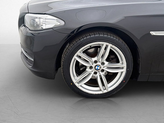 BMW 520 25 of 28