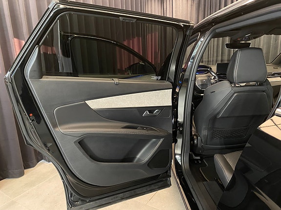 Peugeot 5008 28 of 30
