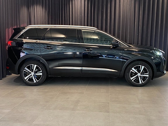 Peugeot 5008 5 of 30