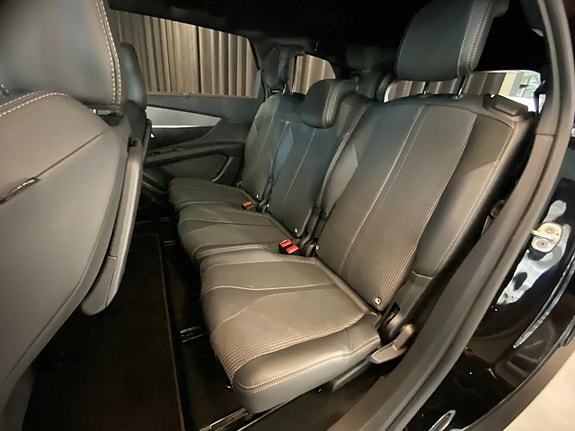 Peugeot 5008 8 of 30