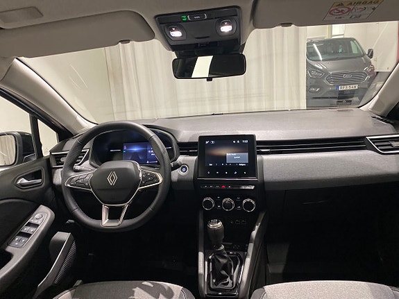 Renault Clio 2 of 16