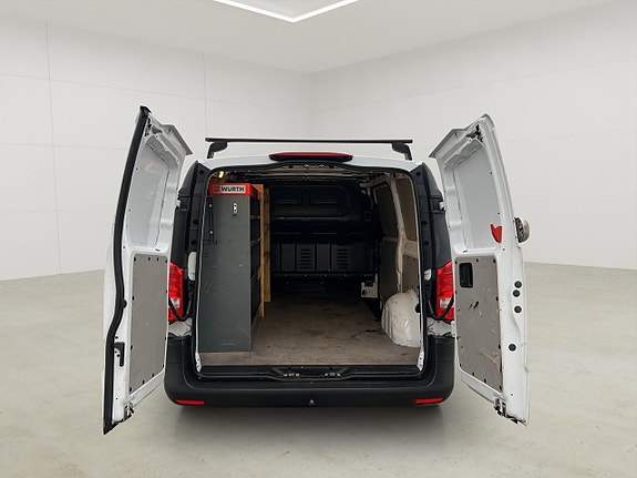 Mercedes-Benz Vito E-CELL 13 of 27