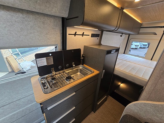 Hymer Redwood 600 Explorer 7 of 11
