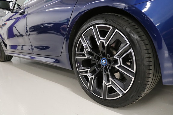 BMW 530e 10 of 23