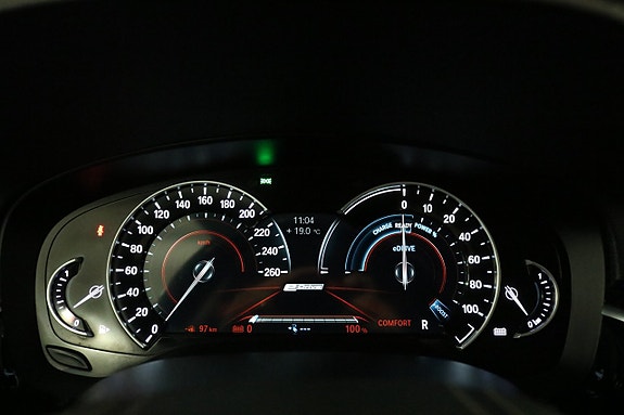 BMW 530e 22 of 23