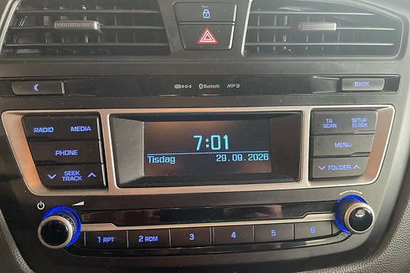 Hyundai i20 21 of 21