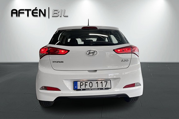 Hyundai i20 9 of 21
