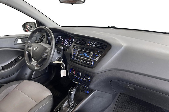 Hyundai i20 15 of 21