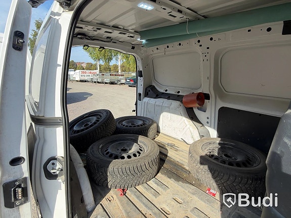 Volkswagen Caddy Maxi 26 of 27