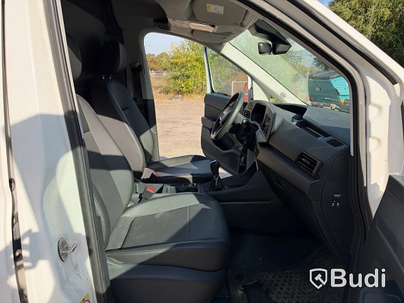 Volkswagen Caddy Maxi 13 of 27