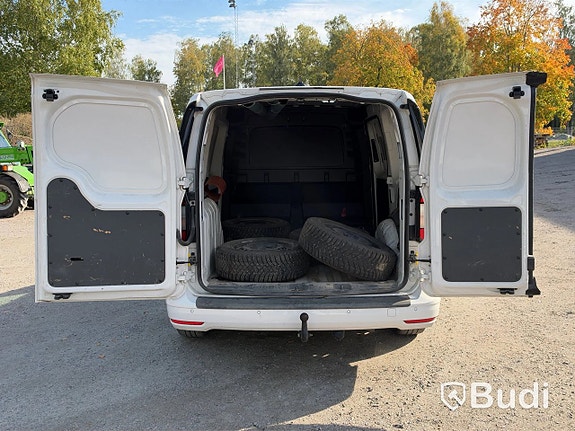 Volkswagen Caddy Maxi 24 of 27