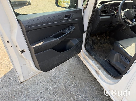 Volkswagen Caddy Maxi 10 of 27