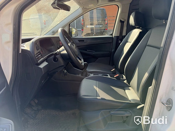 Volkswagen Caddy Maxi 11 of 27