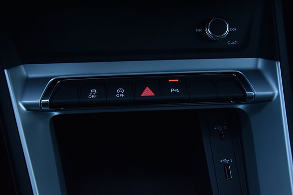 Audi Q3 18 of 26