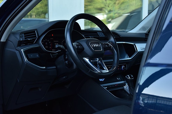 Audi Q3 9 of 26