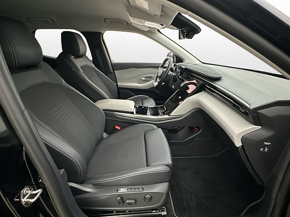 Ford Explorer 25 of 30