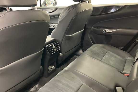 Lexus NX350h 12 of 21
