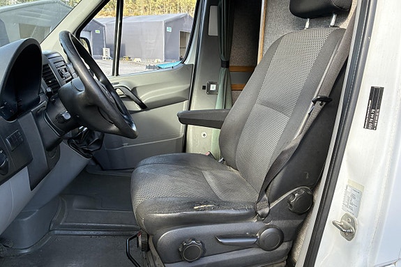 Mercedes Sprinter 516 CDI 10 of 27