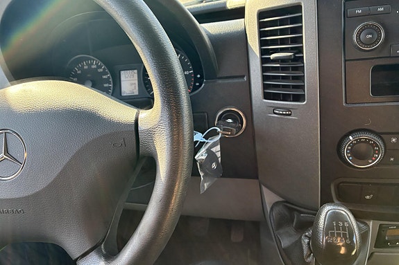 Mercedes Sprinter 516 CDI 15 of 27