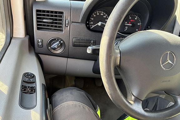Mercedes Sprinter 516 CDI 13 of 27