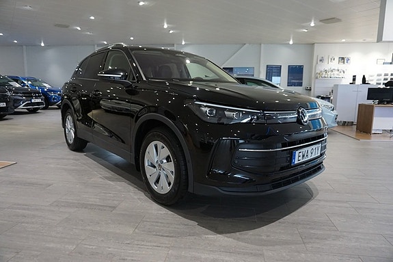 Volkswagen Tiguan 7 of 11