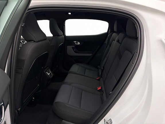 Polestar 2 28 of 30