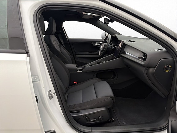 Polestar 2 27 of 30