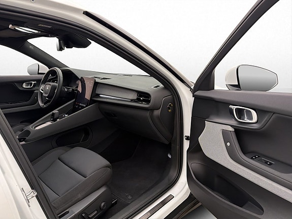 Polestar 2 26 of 30