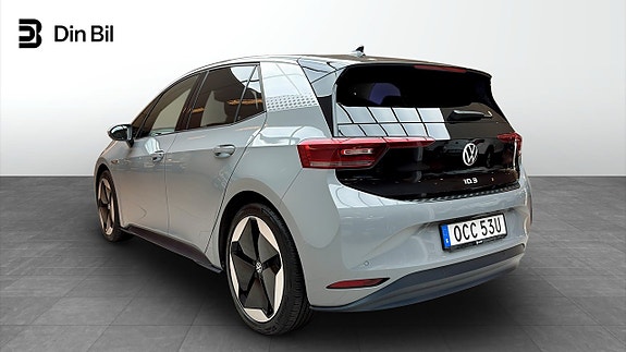 Volkswagen ID.3 3 of 18