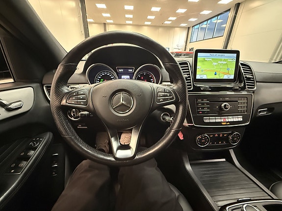 Mercedes-Benz GLE350 d 16 of 17