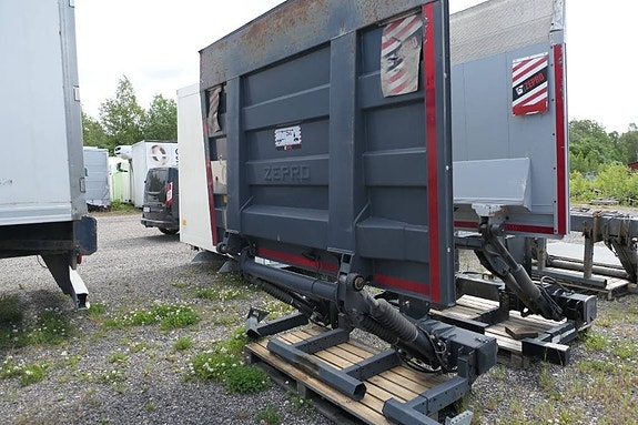 PLS Transportskåp med lift 2020 års 10 of 10