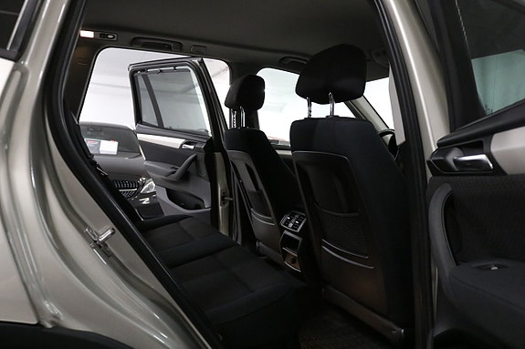 BMW X3 12 of 19
