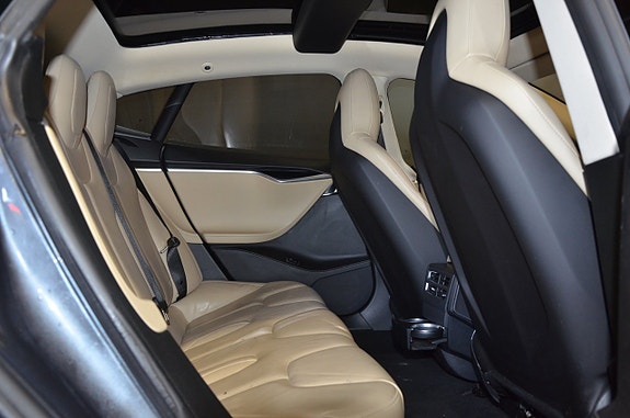 TESLA MODEL S 85D 423ch 4X4 - TOIT PANORAMIQUE - CUIR - GPS - RÉGULATEUR ADAPTATIF