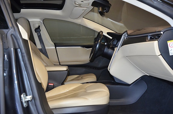TESLA MODEL S 85D 423ch 4X4 - TOIT PANORAMIQUE - CUIR - GPS - RÉGULATEUR ADAPTATIF