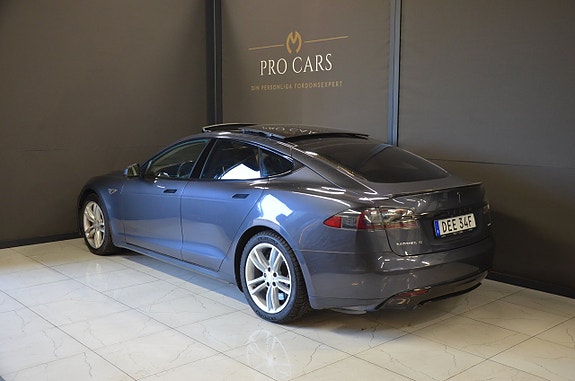 TESLA MODEL S 85D 423ch 4X4 - TOIT PANORAMIQUE - CUIR - GPS - RÉGULATEUR ADAPTATIF