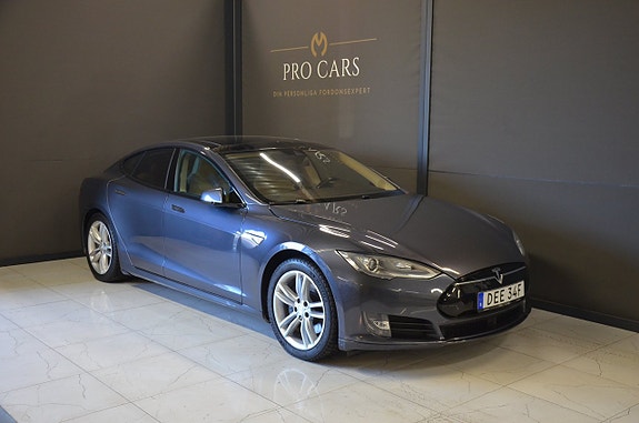 TESLA MODEL S 85D 423ch 4X4 - TOIT PANORAMIQUE - CUIR - GPS - RÉGULATEUR ADAPTATIF