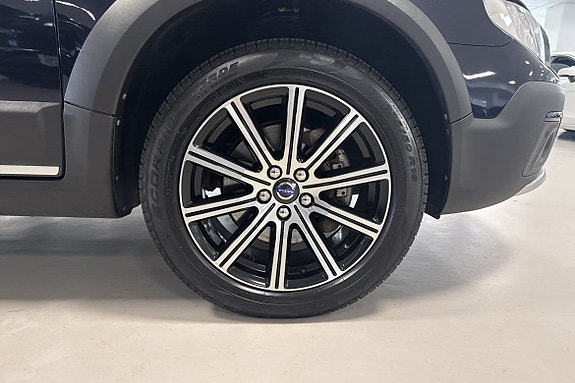Volvo XC70 8 of 11