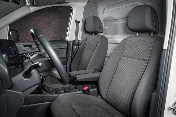 Volkswagen Caddy Maxi 16 of 26