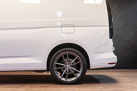 Volkswagen Caddy Maxi 12 of 26